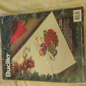 Bucilla Angels of Christmas cross stitch, 65/35 poly/cot kit #83321/1995,